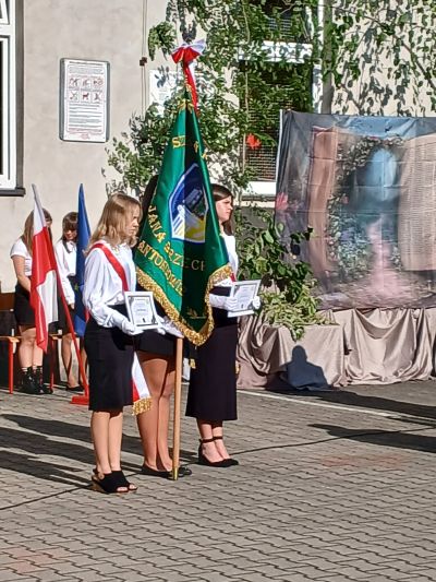 Sztandar-1